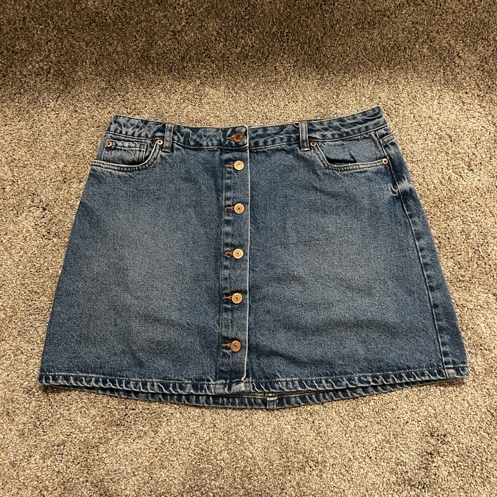 EUC denim skirt